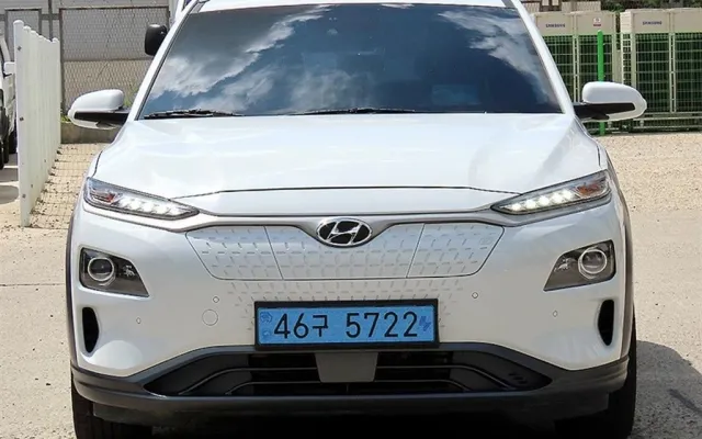 코나일렉트릭 중고차 코나 일렉트릭 프리미엄 매물 사진 11 - 2021/04 25,089km